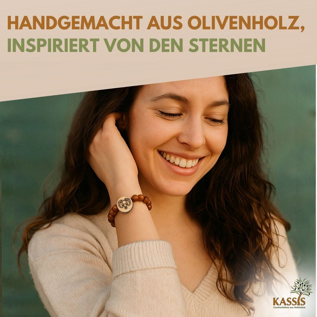Olivenholz Armband mit Sternzeichen Anhänger | Personalisiertes Perlenarmband Damen & Herren, Geschenk Geburtstag