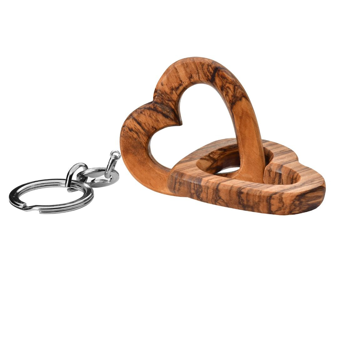 Personalisierter Schlüsselanhänger verbundene Herzen aus Olivenholz mit Gravur | Geschenk zur Hochzeit, Valentinstag, Jahrestag