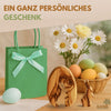 Personalisierter Osterhase im Ei Tischdeko aus Olivenholz